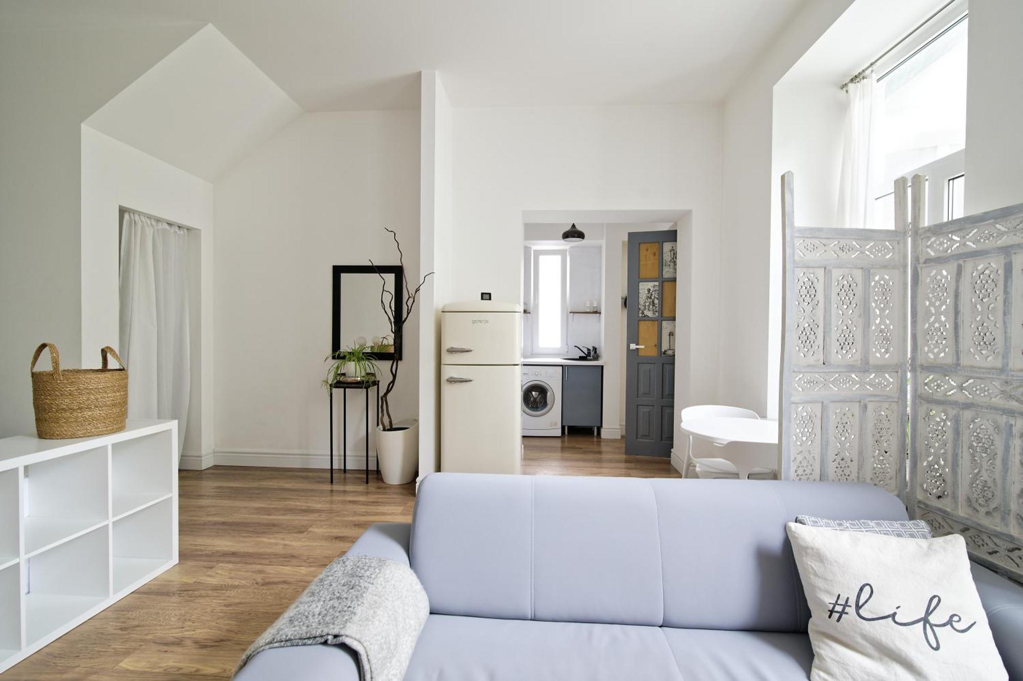 White Door Apartments Heart Of Odessa 1 Dış mekan fotoğraf